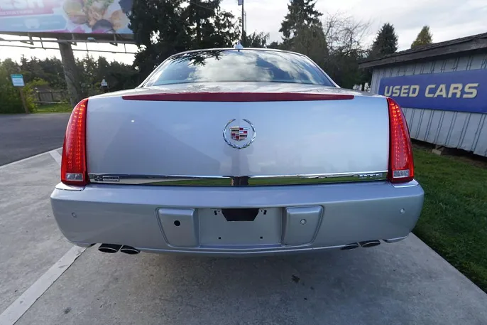 2011 Cadillac DTS