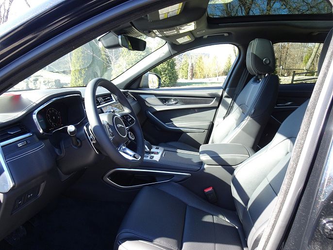 2025 Jaguar F-Pace