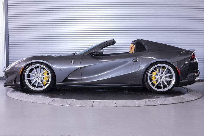 2022 Ferrari 812 GTS