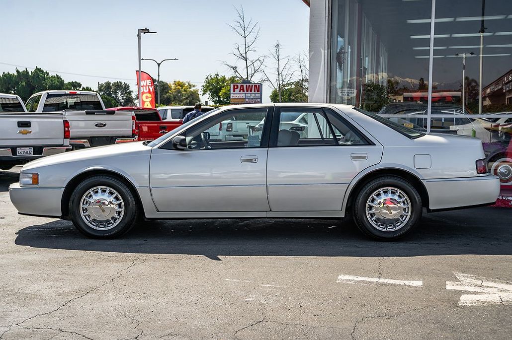 1992 Cadillac Seville STS image 4