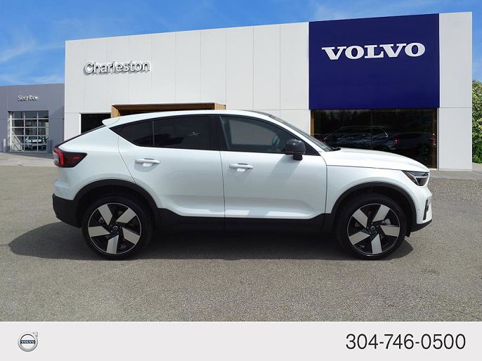 2023 Volvo C40
