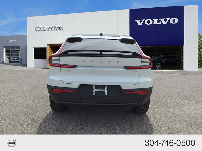 2023 Volvo C40