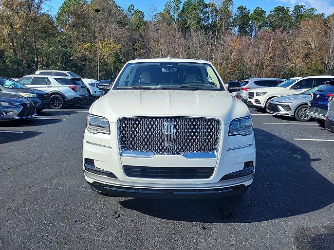 2024 Lincoln Navigator