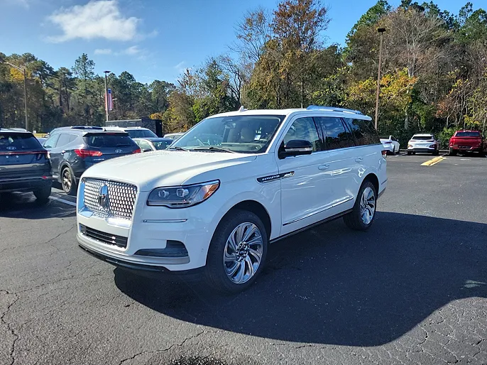 2024 Lincoln Navigator