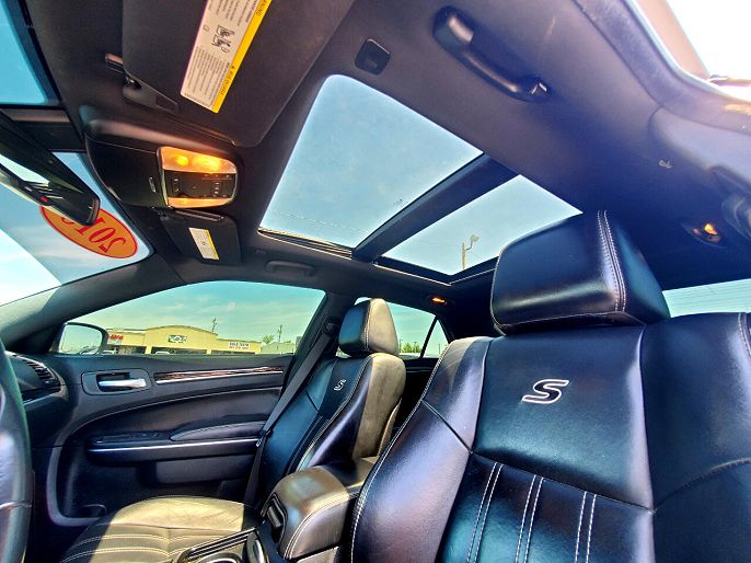 2018 Chrysler 300