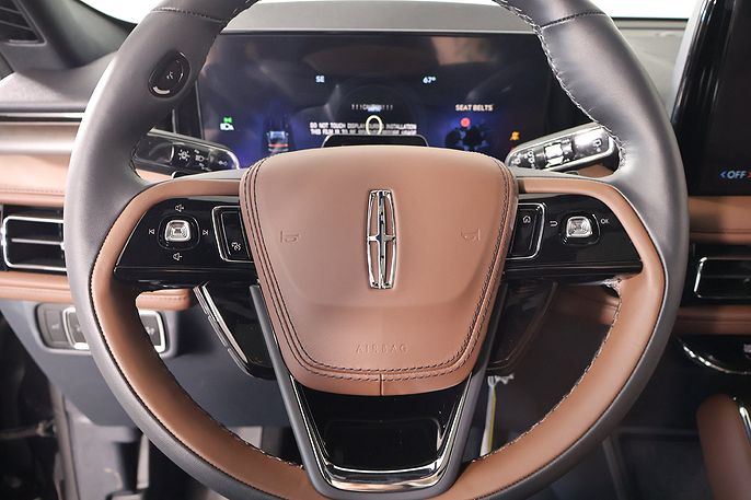 2027 Lincoln Aviator