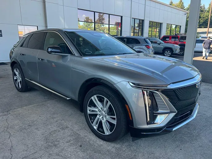 2024 Cadillac Lyriq