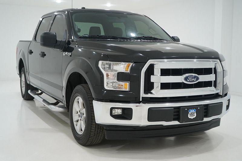 2017 Ford F-150 null image 1