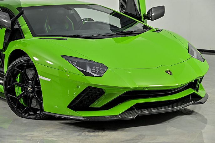 2018 Lamborghini Aventador