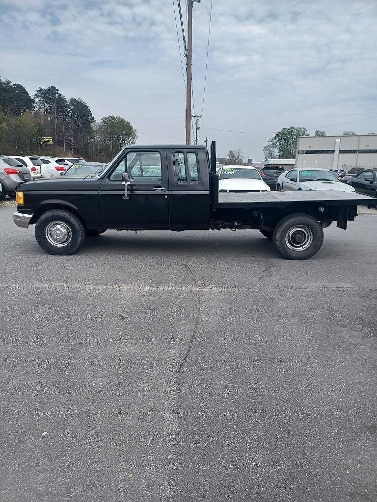 1989 Ford F-250 null image 4