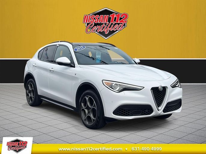 2022 Alfa Romeo Stelvio