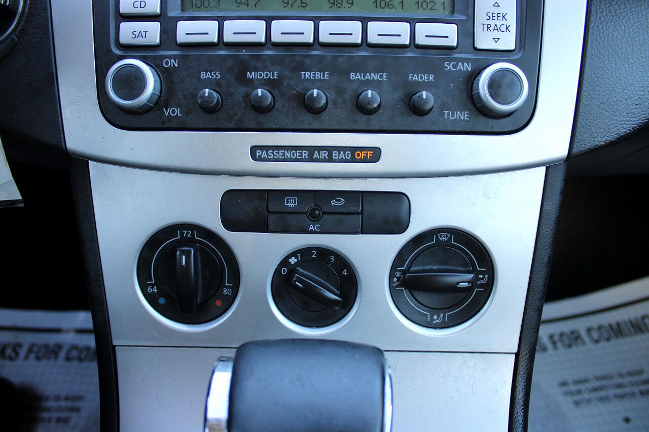 2008 Volkswagen Passat Komfort image 19