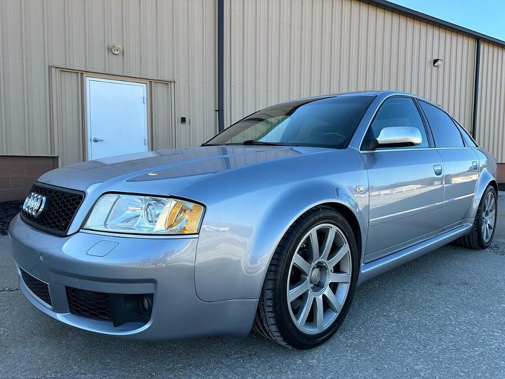2003 Audi RS6 null image 0