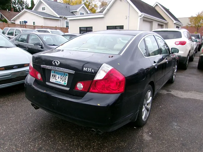2006 Infiniti M35