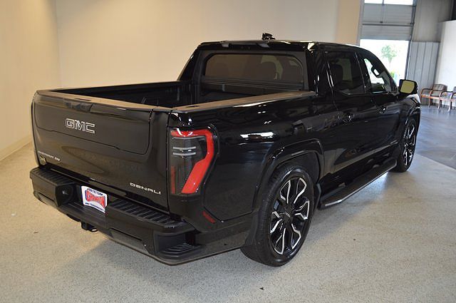 2025 GMC Sierra EV