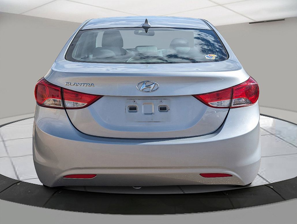 2013 Hyundai Elantra GLS image 5