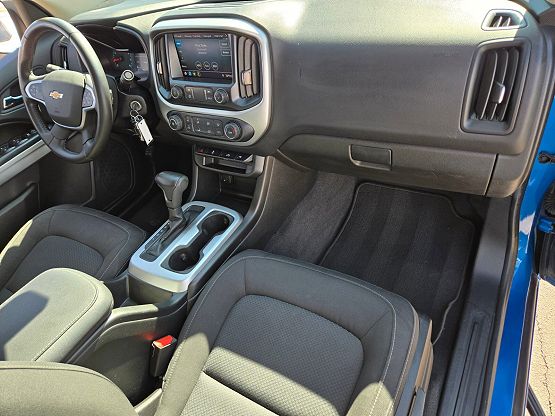 2021 Chevrolet Colorado LT photo 10
