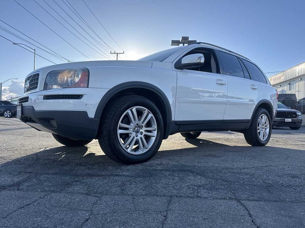 2009 Volvo XC90 null image 0