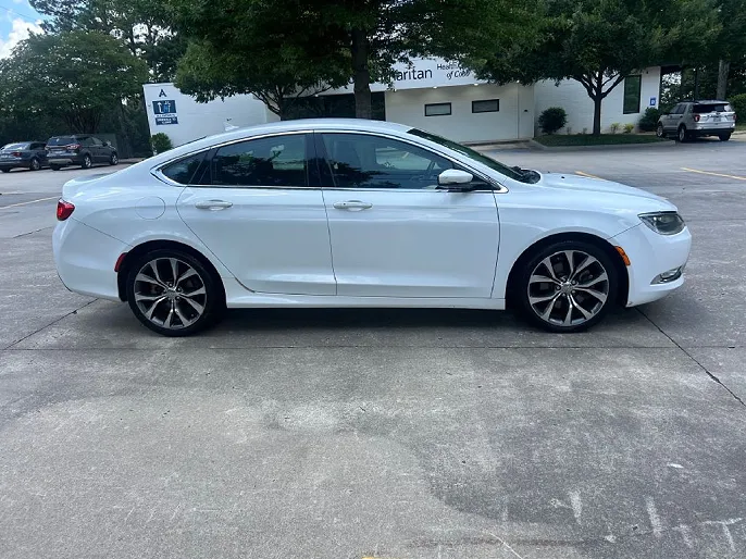 2015 Chrysler 200