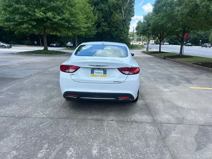 2015 Chrysler 200