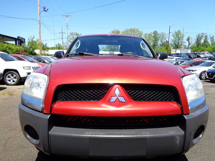 2009 Mitsubishi Raider
