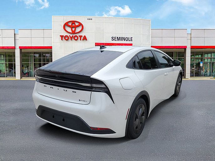 2026 Toyota Prius Plug-in