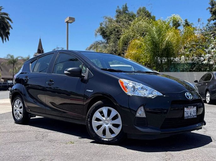 2014 Toyota Prius c