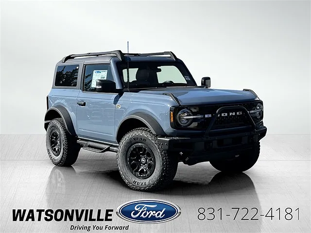2023 Ford Bronco null image 0