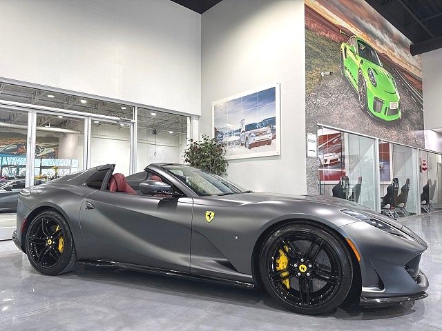 2021 Ferrari 812 GTS