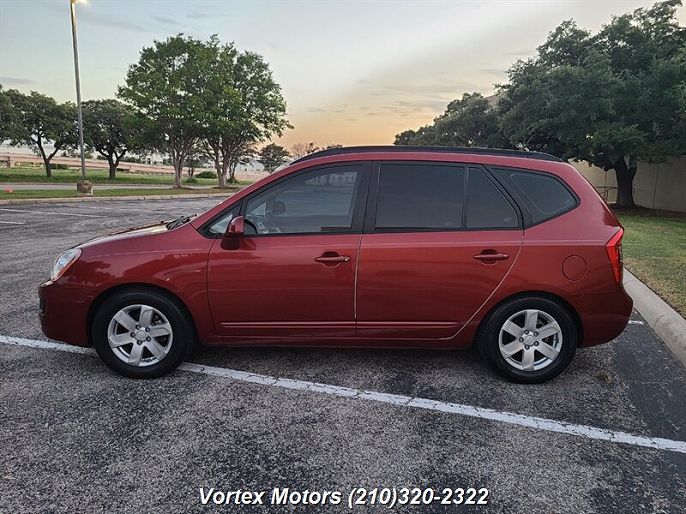 2008 Kia Rondo