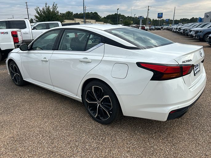 2024 Nissan Altima