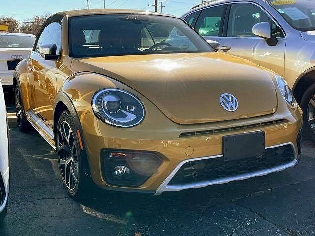 2017 Volkswagen Beetle Dune image 1