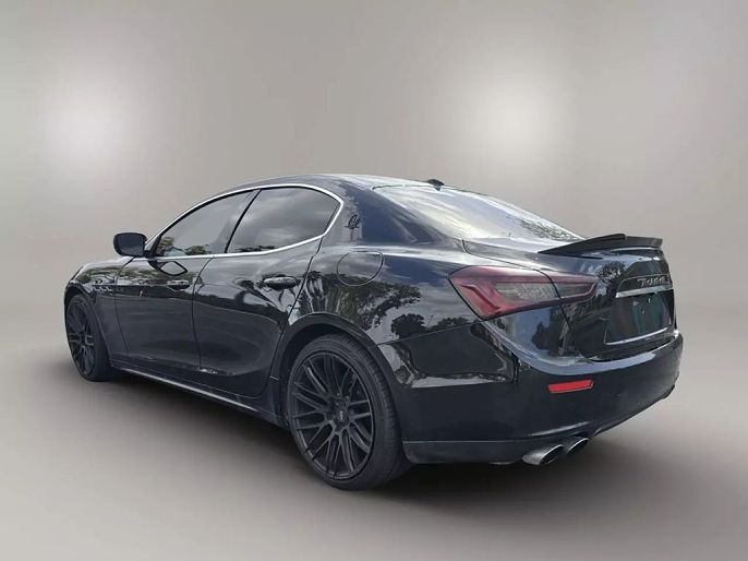 2016 Maserati Ghibli