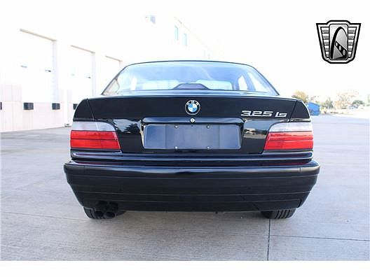 1994 BMW 3 Series 325is image 3