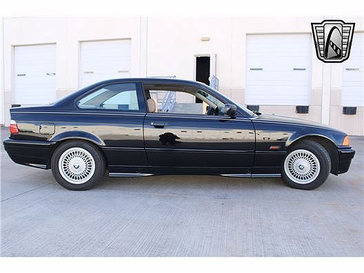 1994 BMW 3 Series 325is image 4