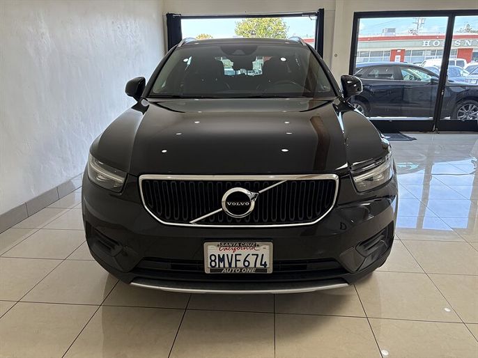 2020 Volvo XC40