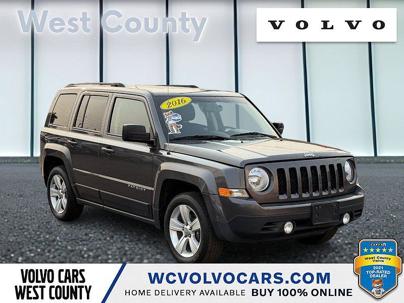 2016 Jeep Patriot Latitude photo 11