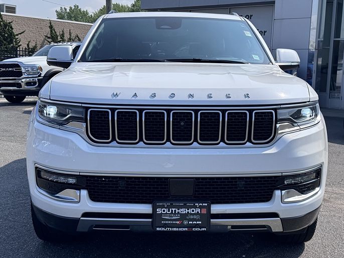 2022 Jeep Wagoneer