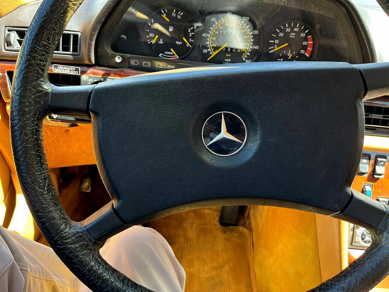 1983 Mercedes-Benz 380 SEL image 22