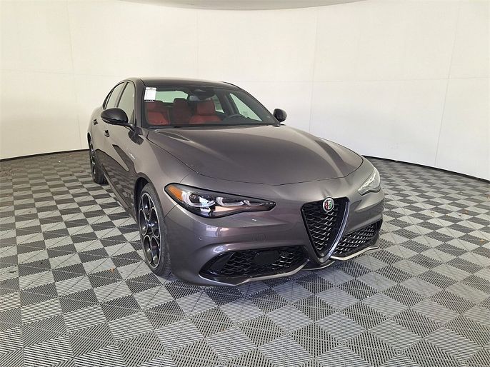 2025 Alfa Romeo Giulia