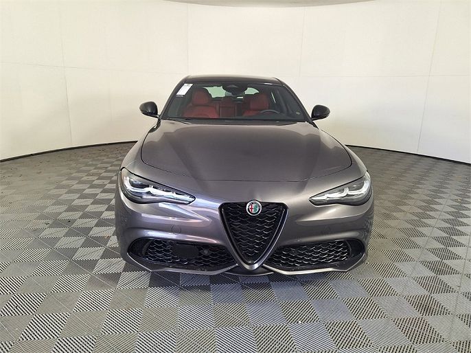 2025 Alfa Romeo Giulia