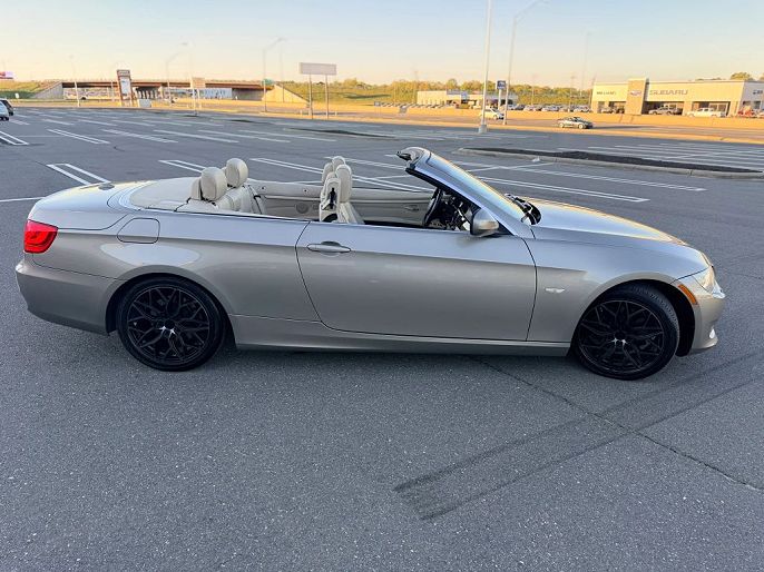 2011 BMW 3 Series