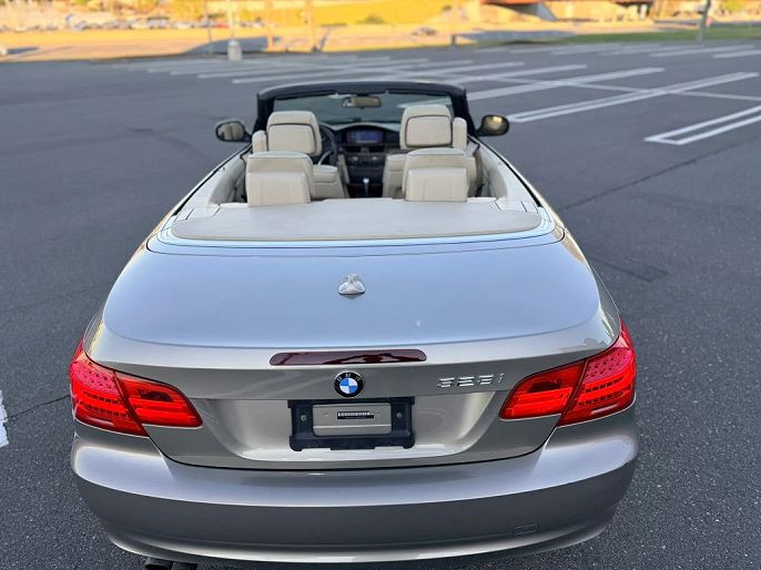 2011 BMW 3 Series