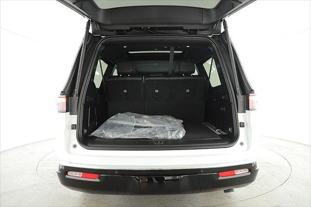 2024 Jeep Wagoneer