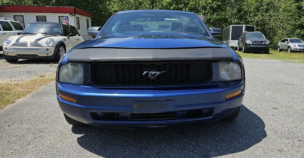 2006 Ford Mustang Standard image 4