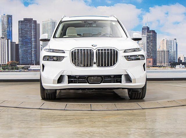2026 BMW X7