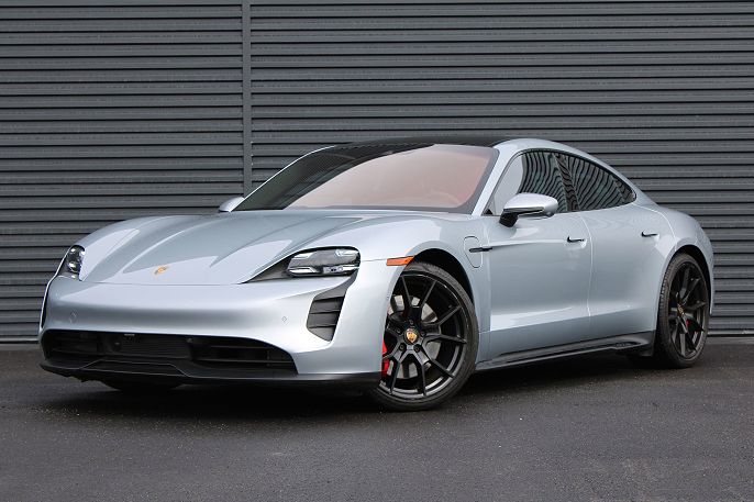 2023 Porsche Taycan