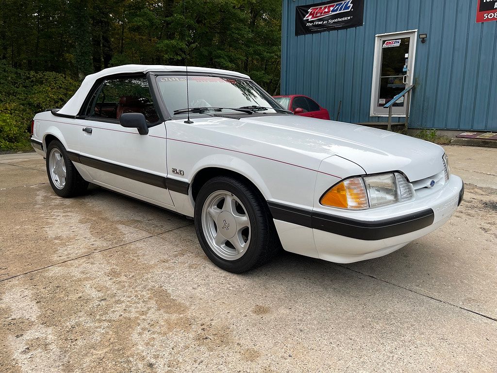 1990 Ford Mustang LX image 4
