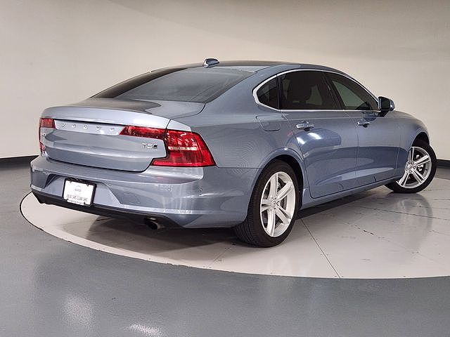2018 Volvo S90