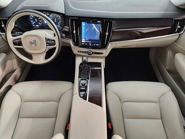 2018 Volvo S90